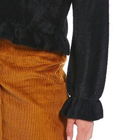 NWT CHELSEA & VIOLET Short Eyelash Peplum Sweater - Picture 5 of 6